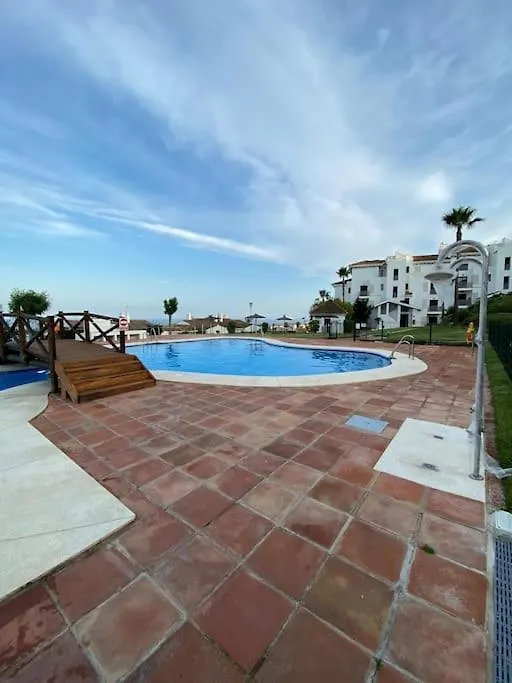 Lovely Seaside Luxury Penthouse Alcaidesa